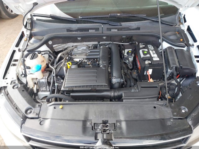 3VW2B7AJ4HM327008 Volkswagen 1.4 tsi
