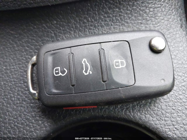 3VW2B7AJ4HM327008 Volkswagen 1.4 tsi