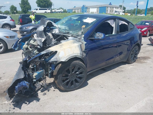 Продажа на аукционе авто 2023 Tesla Model Y Awd/long Range Dual Motor All-wheel Drive, vin: 7SAYGDEE1PF849269, номер лота: 42772880
