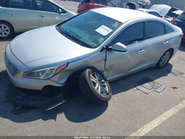 5NPE24AF8HH530869 Hyundai 2017