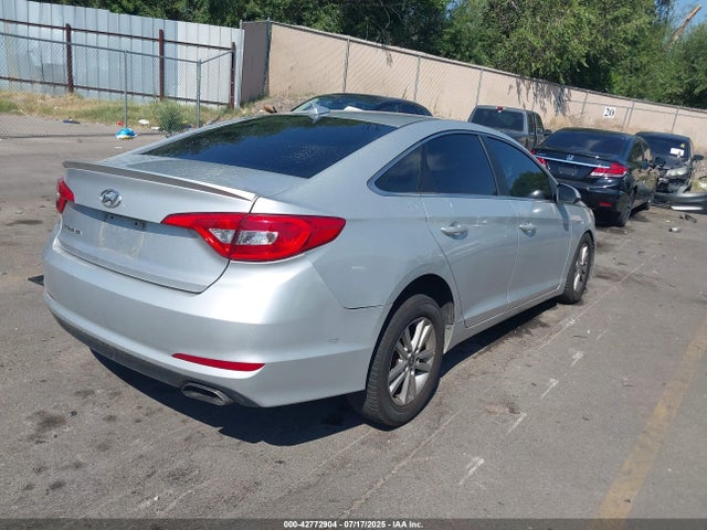 5NPE24AF8HH530869 Hyundai 2017