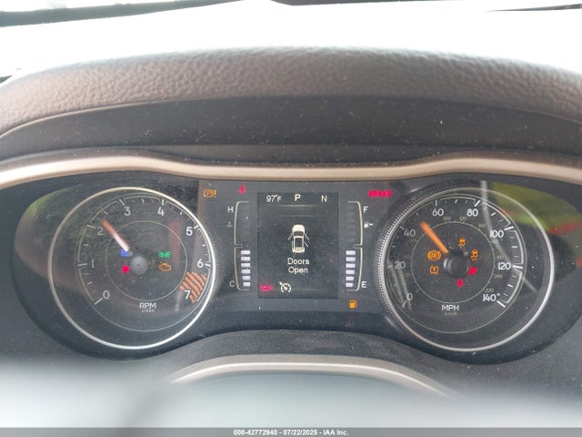 1C4PJLAB8FW632683 Jeep Cherokee