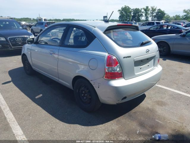 2011 HYUNDAI ACCENT KMHCM3AC1BU200601 Photo 2