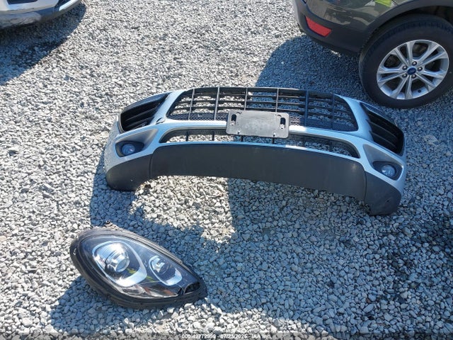 Porsche 2017 2017 WP1AA2A51HLB09566 Image 12