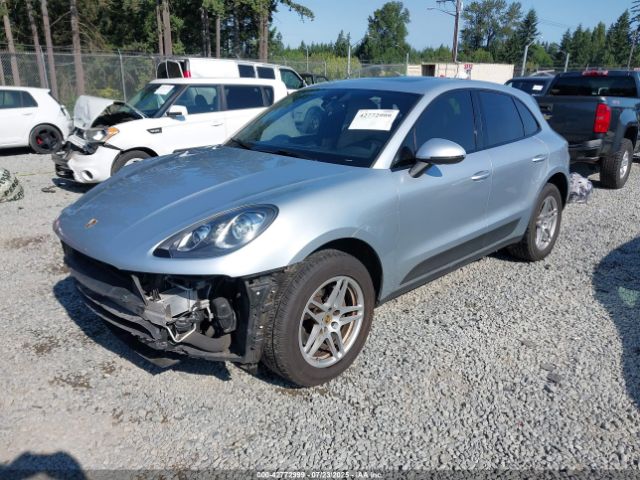 2017 PORSCHE MACAN WP1AA2A51HLB09566 Photo 1