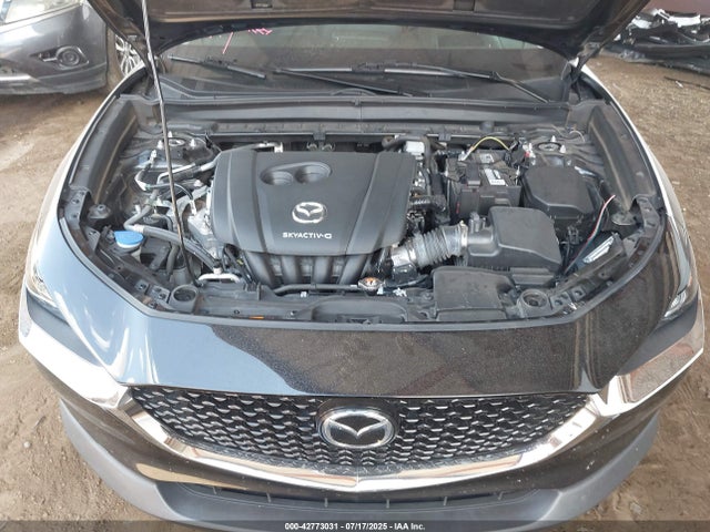 Mazda py 2022 3MVDMBDL0NM404344 Image 10
