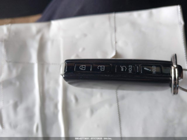 Mazda py 2022 3MVDMBDL0NM404344 Image 11