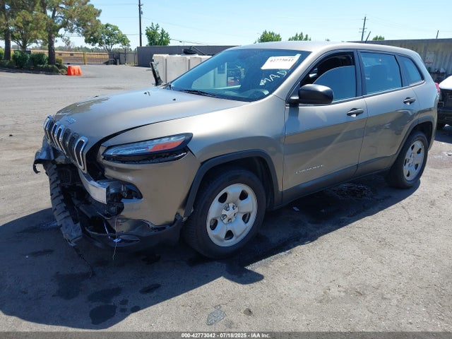 1C4PJLAB5HW558724 Jeep Cherokee