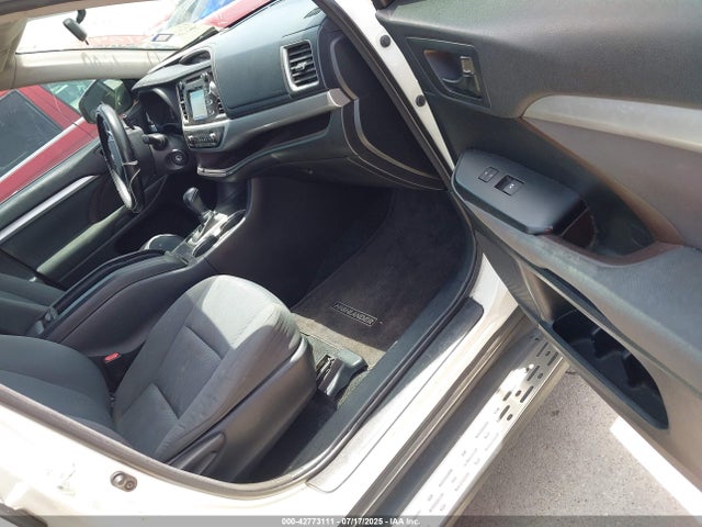5TDZARFH3FS010498 Toyota 1ar-fe