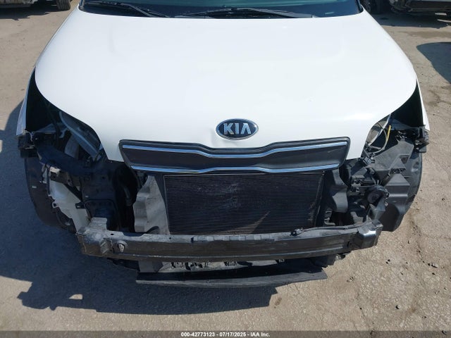 KNDJN2A25J7535254 KIA g