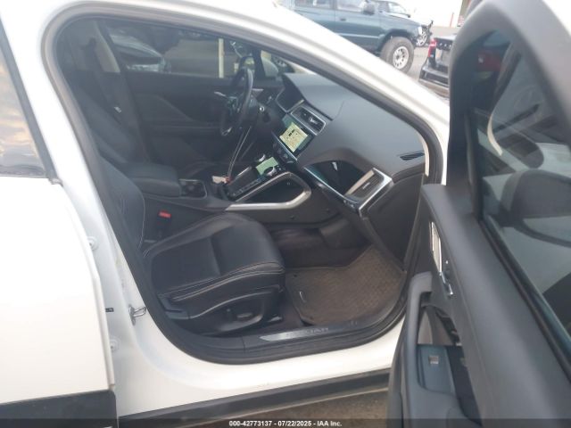 2020 JAGUAR I-PACE SADHB2S11L1F84655 Photo 4
