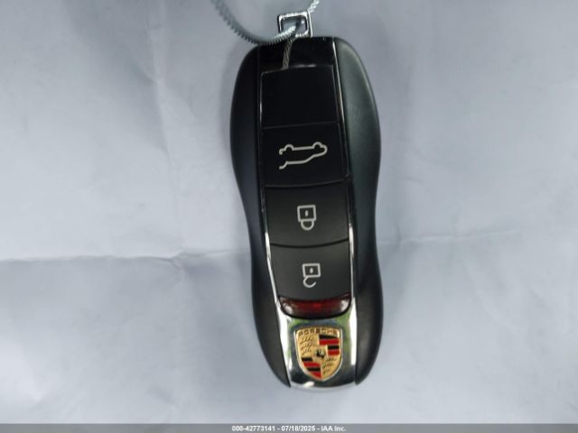 2024 PORSCHE MACAN WP1AA2A58RLB11428 Photo 10