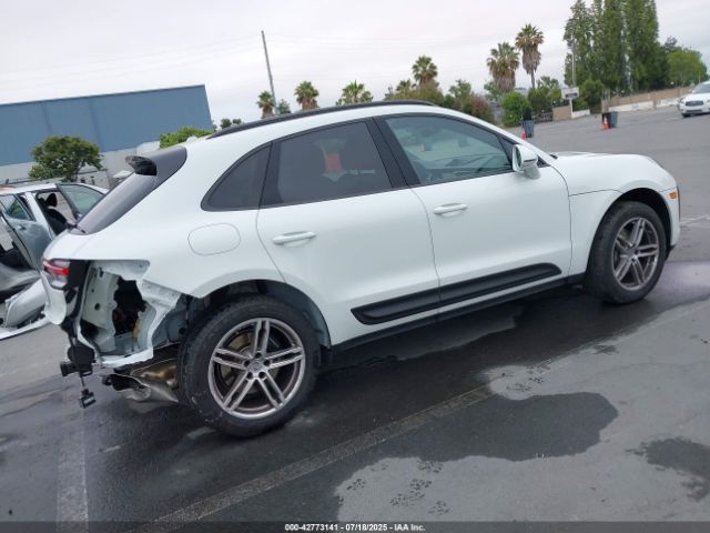 2024 PORSCHE MACAN WP1AA2A58RLB11428 Photo 3