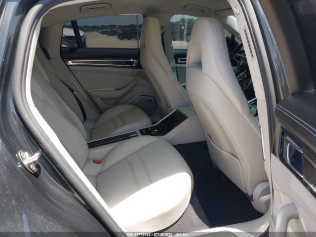 2018 PORSCHE PANAMERA WP0AF2A71JL140505 Photo 7