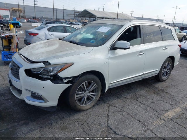 Infiniti 2017 2017 5N1DL0MN6HC554776 Image 2