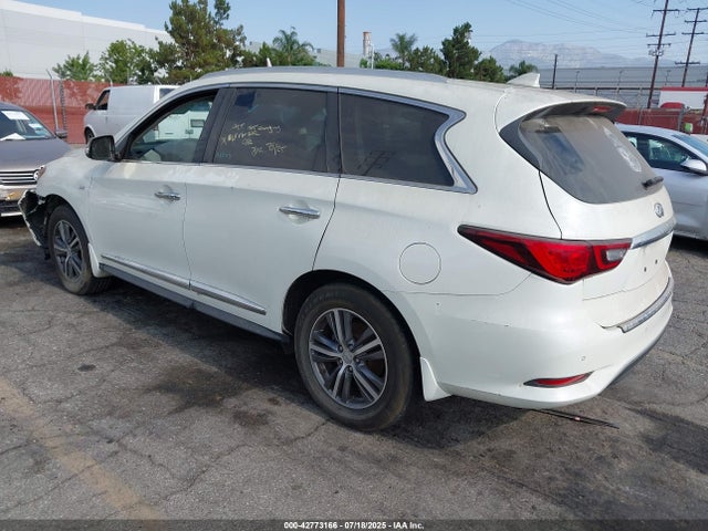 Infiniti 2017 2017 5N1DL0MN6HC554776 Image 3