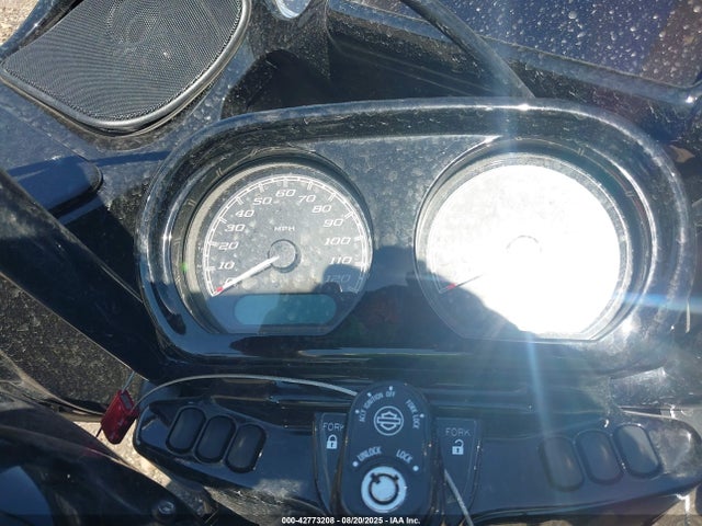 2023 HARLEY-DAVIDSON FLTRXST 1HD1ACL13PB613931 Photo 6