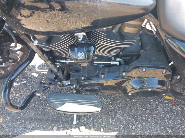 2023 HARLEY-DAVIDSON FLTRXST 1HD1ACL13PB613931 Photo 8