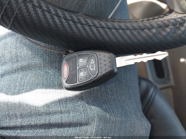 2005 JEEP LIBERTY 1J4GK58K25W527189 Photo 10