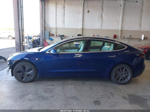 5YJ3E1EA1LF804917 Tesla MODEL 3