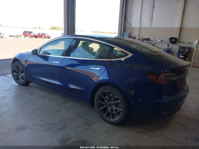 2020 TESLA MODEL 3 5YJ3E1EA1LF804917 Photo 2