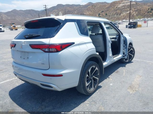 2023 MITSUBISHI OUTLANDER JA4J3VA8XPZ047663 Photo 3