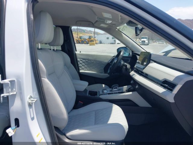 2023 MITSUBISHI OUTLANDER JA4J3VA8XPZ047663 Photo 4