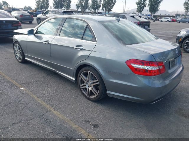 2010 MERCEDES-BENZ E 350 WDDHF5GB4AA101890 Photo 2