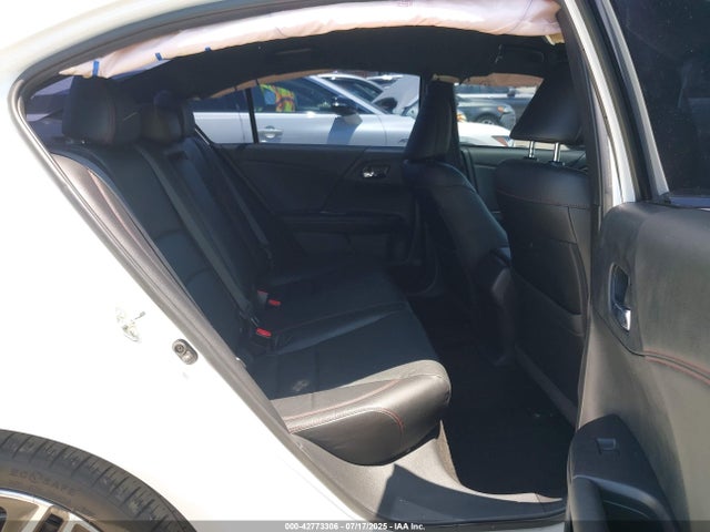 1HGCR2F15HA169307 Honda k24w1