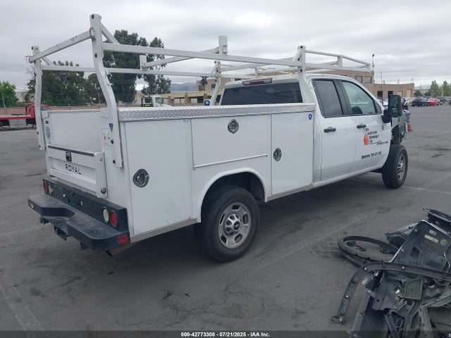 Chevrolet l8t 2022 1GB2WLE77NF153451 Image 4