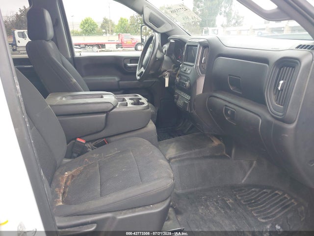 Chevrolet l8t 2022 1GB2WLE77NF153451 Image 5