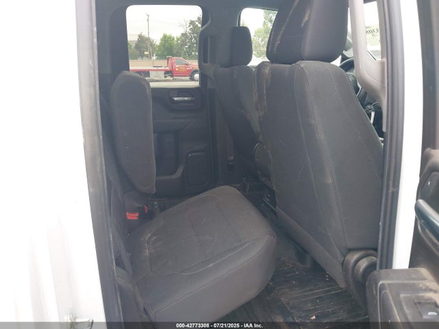 Chevrolet l8t 2022 1GB2WLE77NF153451 Image 8