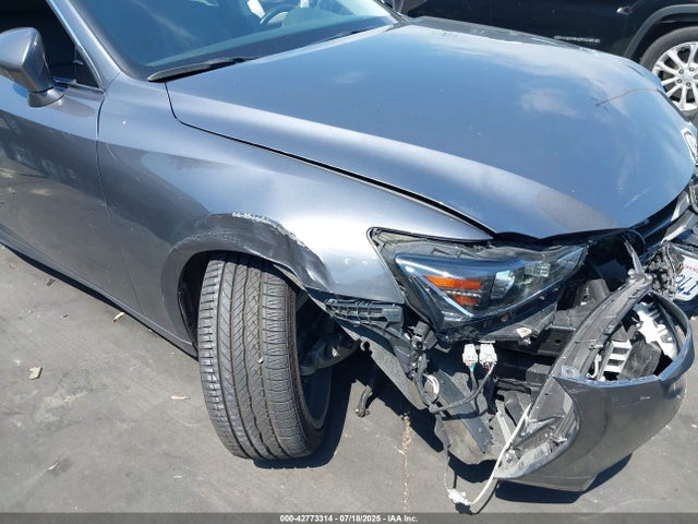 Lexus 8ar-fts 2017 JTHBA1D29H5039108 Image 18
