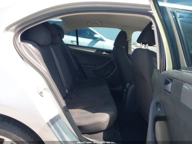 3VWD17AJ9FM218617 Volkswagen 2015