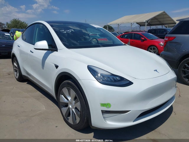 2022 TESLA MODEL Y 7SAYGAEE5NF569303 Photo 0