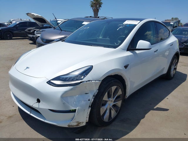 2022 TESLA MODEL Y 7SAYGAEE5NF569303 Photo 1