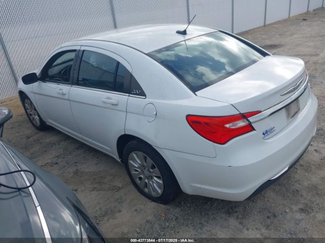 2014 CHRYSLER 200 1C3CCBAB0EN142279 Photo 2