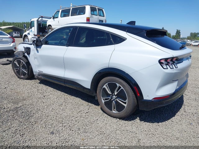 Ford 2023 2023 3FMTK3S54PMA83808 Image 3