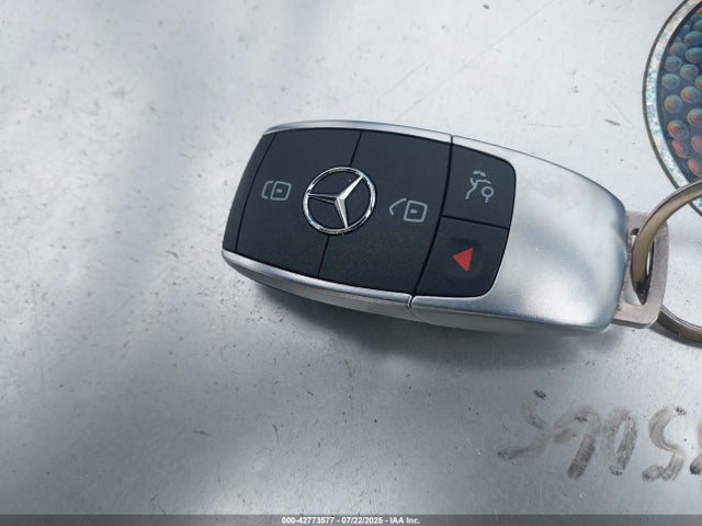 W1N4M4GB5NW252098 Mercedes-Benz m260
