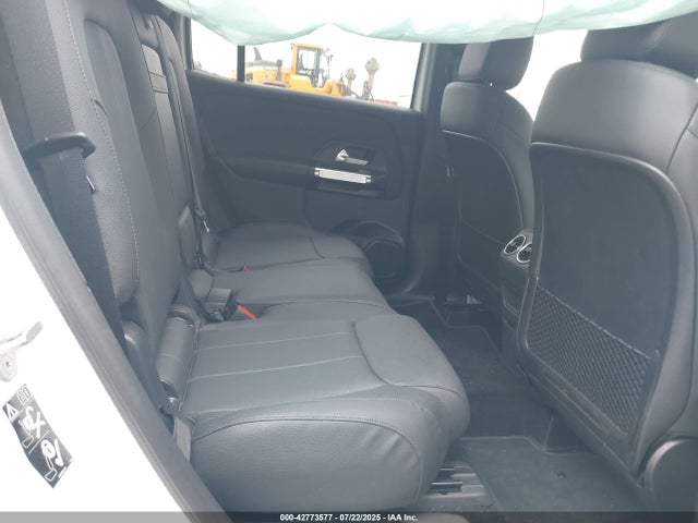 W1N4M4GB5NW252098 Mercedes-Benz m260