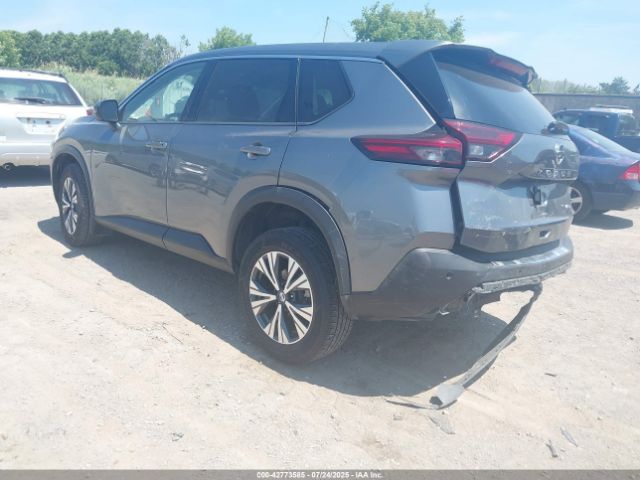 2021 NISSAN ROGUE 5N1AT3BB3MC748821 Photo 2