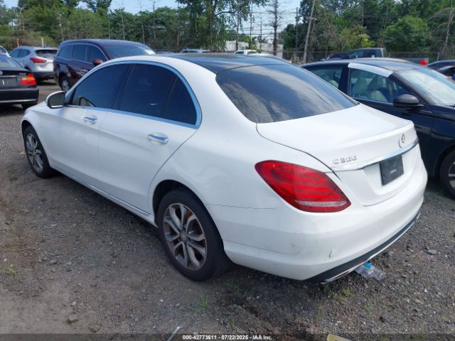 2015 MERCEDES-BENZ C 300 55SWF4KB0FU010485 Photo 2