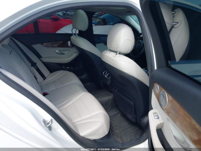 2015 MERCEDES-BENZ C 300 55SWF4KB0FU010485 Photo 7