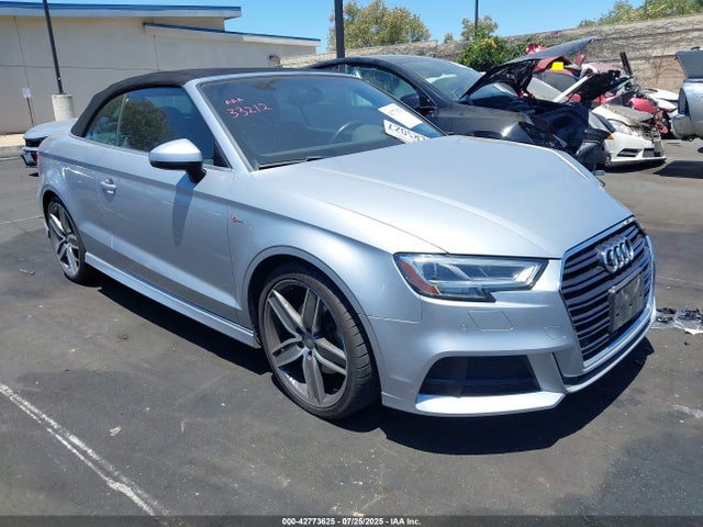 2019 AUDI A3 WAU5ULFF7K1032137 Photo 0