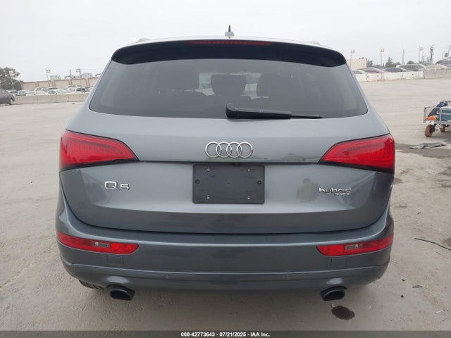 Audi 2014 2014 WA1C8AFP8EA089327 Image 16