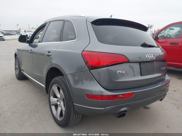 2014 AUDI Q5 HYBRID WA1C8AFP8EA089327 Photo 2
