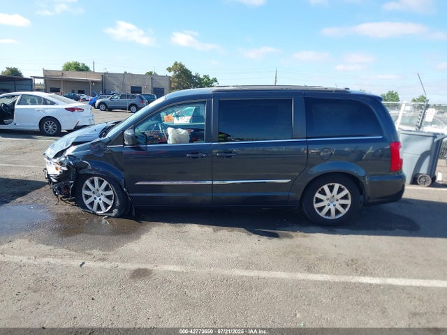 2C4RC1BG0ER435788 Chrysler 2014