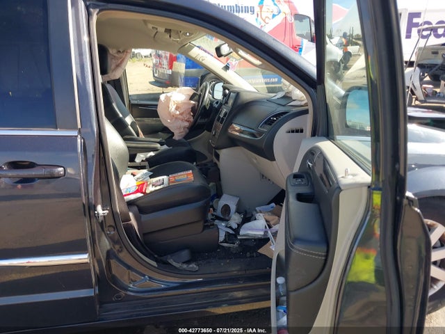 2C4RC1BG0ER435788 Chrysler 2014