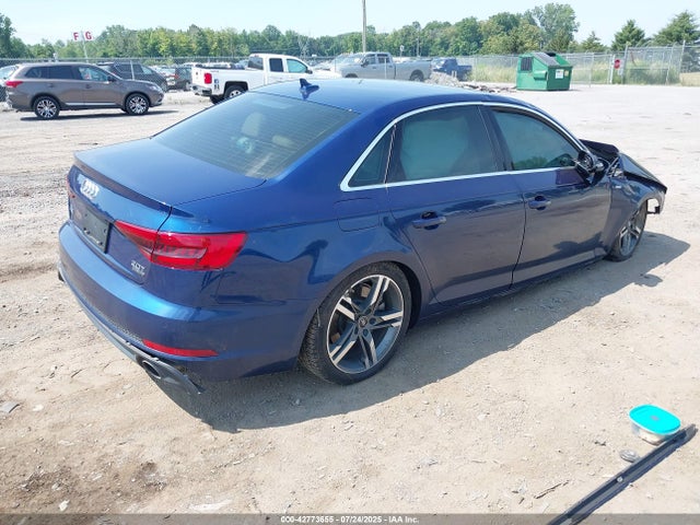 2017 AUDI A4 WAUENAF48HN035646 Photo 3