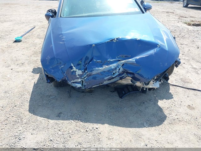 2017 AUDI A4 WAUENAF48HN035646 Photo 5